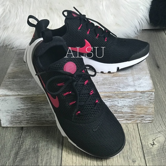 vapormax plus eastbay